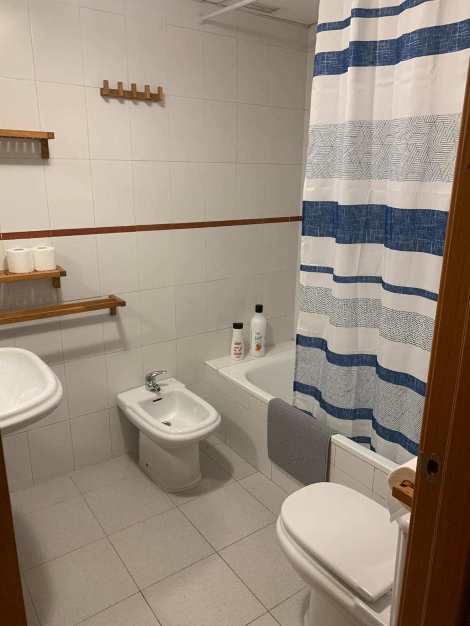 トマレス Bonita Casa En Entorno Idilicoヴィラ エクステリア 写真